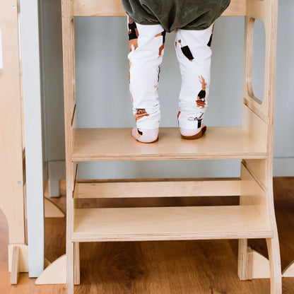 STEP UP • Adjustable Height Helper Tower